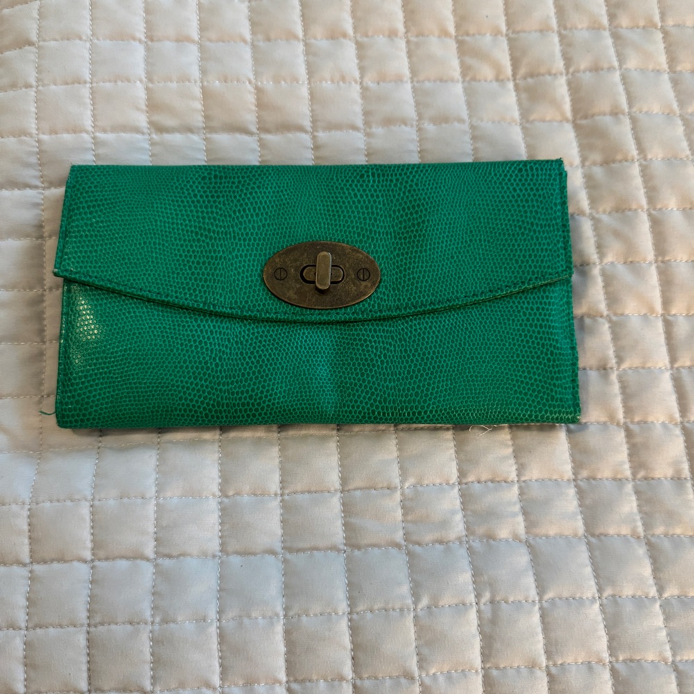 Fun Green Kimchi Blue Clutch